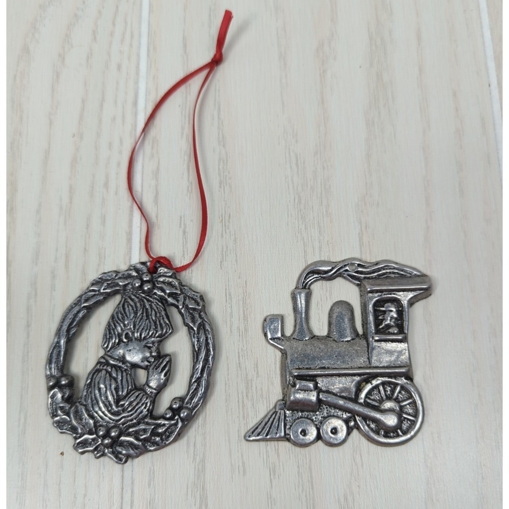 Pewter‎ Train engine Praying boy child Christmas Tree Ornaments set lot 2